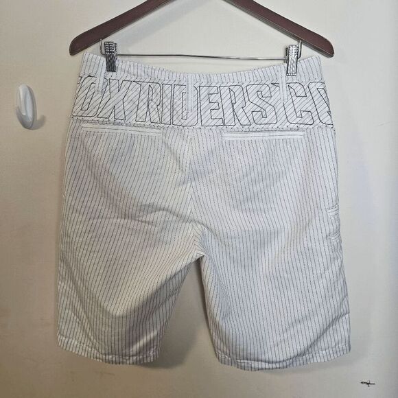 Foxriders Co Striped Bermuda Shorts Men's White/Black Size 32 - Picture 2 of 4